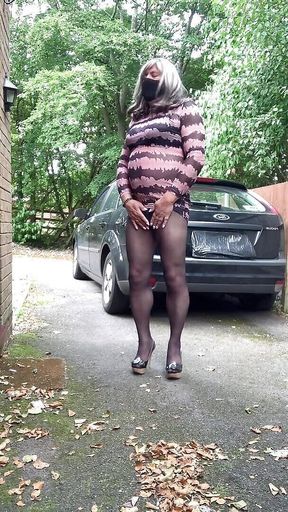 Amateur Crossdresser Kellycd2022 sexy milf masturbating outdoors on the driveway sissy cumshot  pantyhose heels