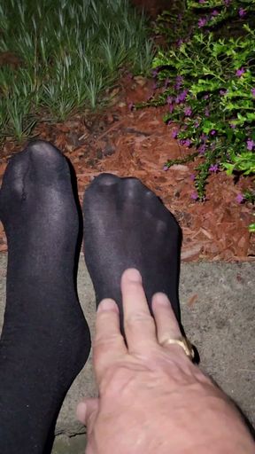 Gay, cd. pissing my nylon pantyhose outdoors.