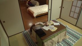 PT4 Sneaking around in a kotatsu and playing pranks on the unprotected lower half of the body!