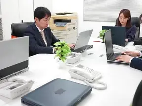 Seductive Japanese MILF Gets Office Cream Pie After Hot Oral Handjob