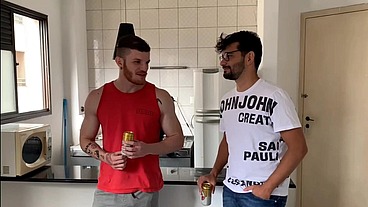 minha mulher não me dava o cu, então meu amigo me deu