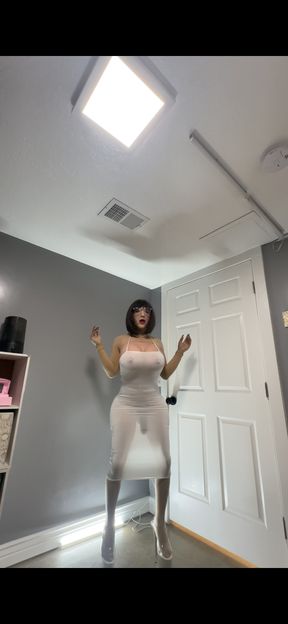 Hot trans , looking for big snake in her tight white dress