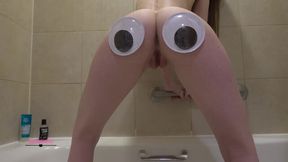 Peeing With Googly Eyes