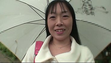 Hot Asian brunette Fumiko Manaka went to a guy'_s house to fuck her