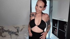 Which Bikini Should I Pack for My Short Vacation?