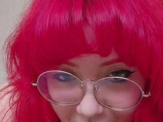 Estaba sola y me puse cachonda no tuve más opcion que jugar con mi sextoy