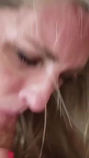 Katie Kampbell Gives Me a Blowjob for 11 Entire Minutes