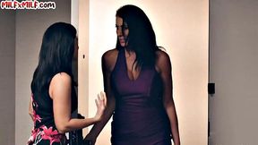 Stunning MILFs fingering each other