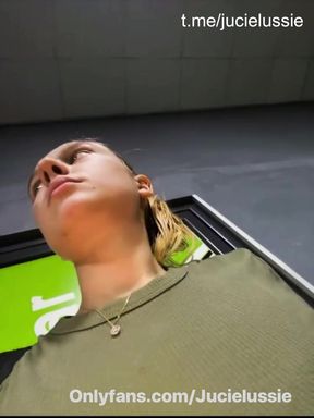 Crazy Public Fucking Pussy in the Gym