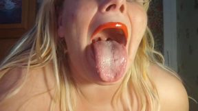 Back at home and found on my sofa tiny men