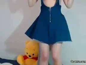 Seductive Japanese Babe Fingers Her Tight Pussy Live On Webcam