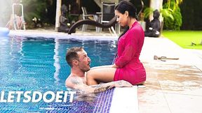 Latina with Huge Ass Gets Plowed by the Pool