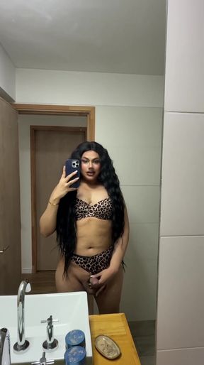 This trans girl begging to be filled See OF