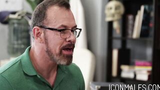 IconMales.com - Max Sargent, the hung daddy, enjoys sexy hunk Armond Rizzo