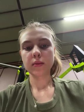 Extreme Squirting in the public gym with jucielussie