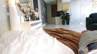 Felace, výstřik do pusy, dvojitá penetrace &#8211; blondýnka s dokonalým tělem dostává penis ze zadku do pusy od velkého penisu