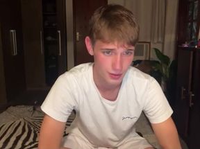 Gay JAV Solo: cute blonde smoking cumming bate cam