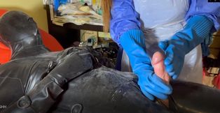 Miss Nastya teases extremely her latex encased patient with LONG THICK RUBBER GLOVES