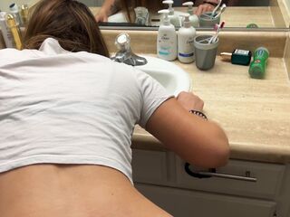 Paid Gorgeous Honey For A Quickie