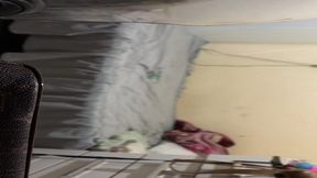 novinha esperou seu namorado ir trabalhar para dar para o seu amigo novinho escondido camera escondida