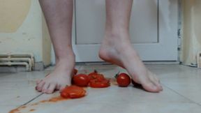 Crushing juicy tomatoes