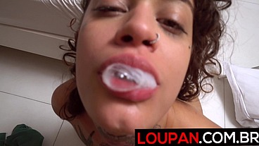 Fudendo gostoso a ninfeta em motal classe A - Forbidden - Loupan Produções