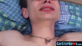 Young gay erupts with cum after an exhilarating raw stepfamily fuck