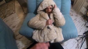 milfycalla- face fuck while wearing white fur coat and ugg boots 208