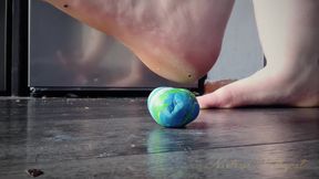 Everybody Wants to Stomp the World