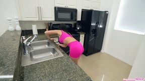 Fucked my Hot Stepmom Alexa Payne on the Kitchen Counter