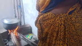 Very Hot Sex Indian Cooks Aunty