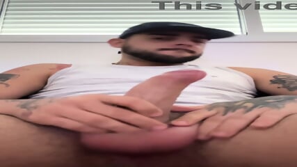 Acordei com o pau estralando de t o duro