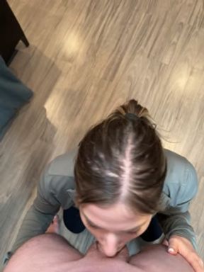 I sucked off my gym crush after a workout
