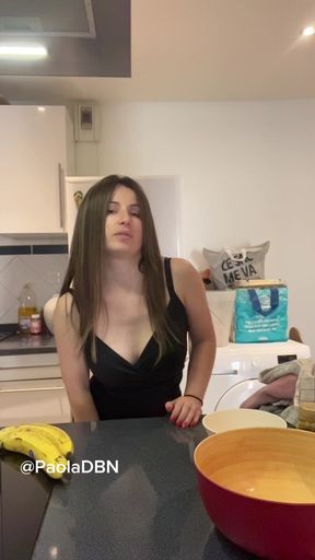 Solo in the Kitchen - I Play with the Spoon