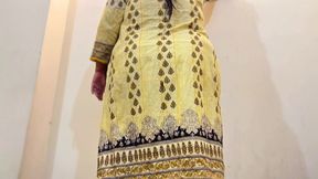 moroccan hot maid clean boss s room without pant wearing - she seduce him by show her big ass & huge boobs