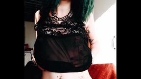 N'_h&eacute_site pas &agrave_ me contacter pour un show priv&eacute_ qui sera bien plus hot que ...