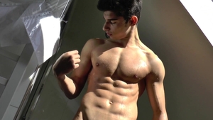 EastBoys.com: Latino outdoors