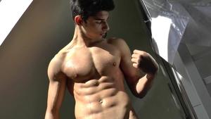 EastBoys.com: Latino outdoors