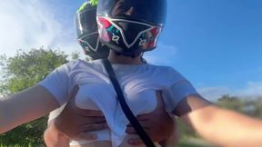 Braless Didi Client Spots My Big Tits and Seduces