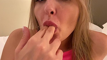Busty milf Candy Alexa pleasure herself in the hotel room