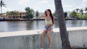 scarlett rose gets vacation dick