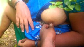 Beautiful boobs of the aunty who works in the garden