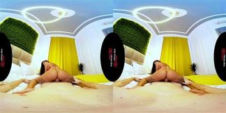 Call Me Venus in VR Porn