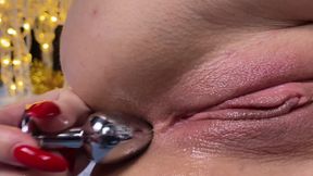 Lustful Secretary Fucks Her Oily Holes