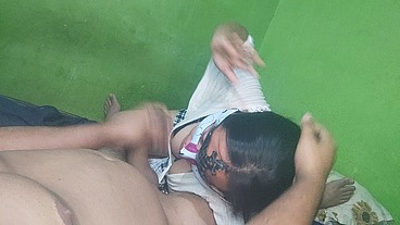 Colegiala caliente le pregunta a su profesor que si se traga toda la corrida el le va a pasar la materia / Corrida / Facial / AbneyZimmer / LeandroZimmer