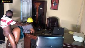 Boss finally gets my big ass&#x1F351; in the office