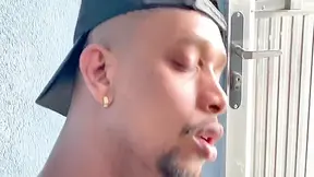 Tirei Minha Roupa E Fiquei Sem Sunga 5 Min