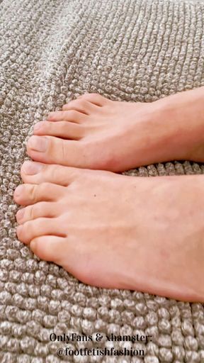 My stepsister`s feets, I love it
