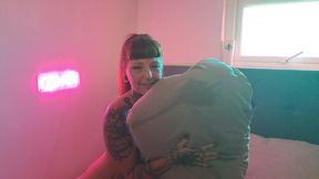 Pillow Humping, Deepthroat and Spit Play