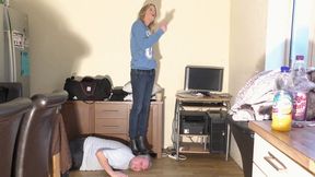 Chelsea's Super Hard Head Trampling Boots (4K)